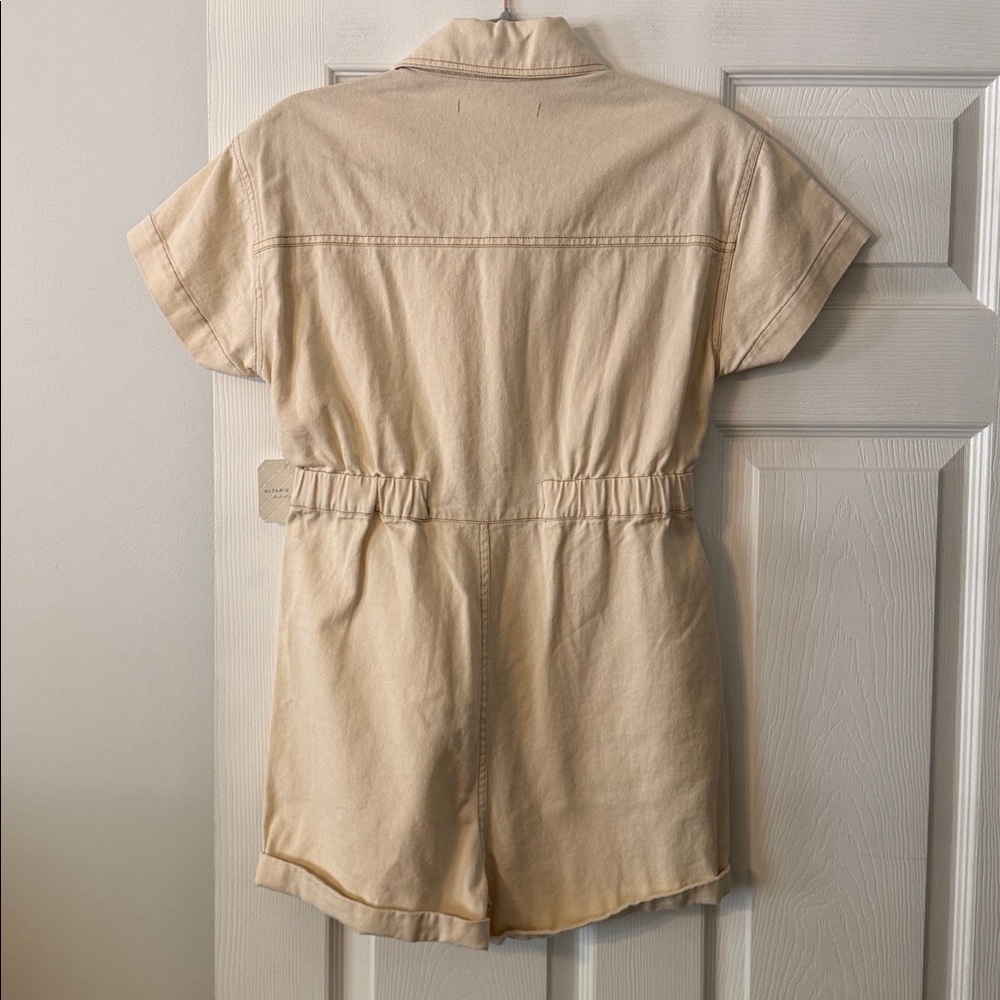 Altrad State Cream Short-Sleeve Denim Romper with Button Front and pockets - Picture 5 of 8